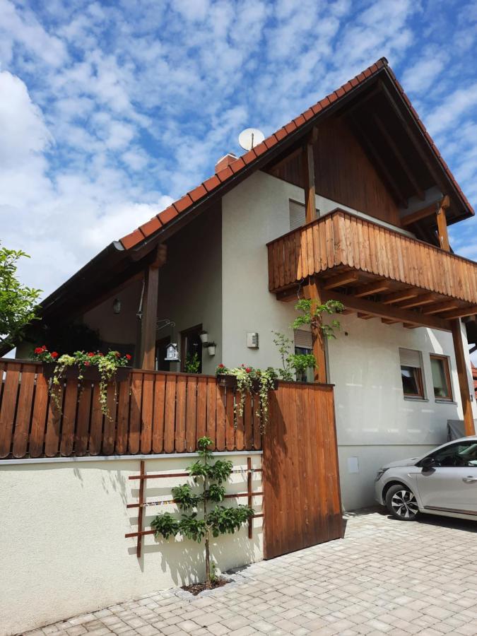 Zieger - Urlaub In Franken Appartement *